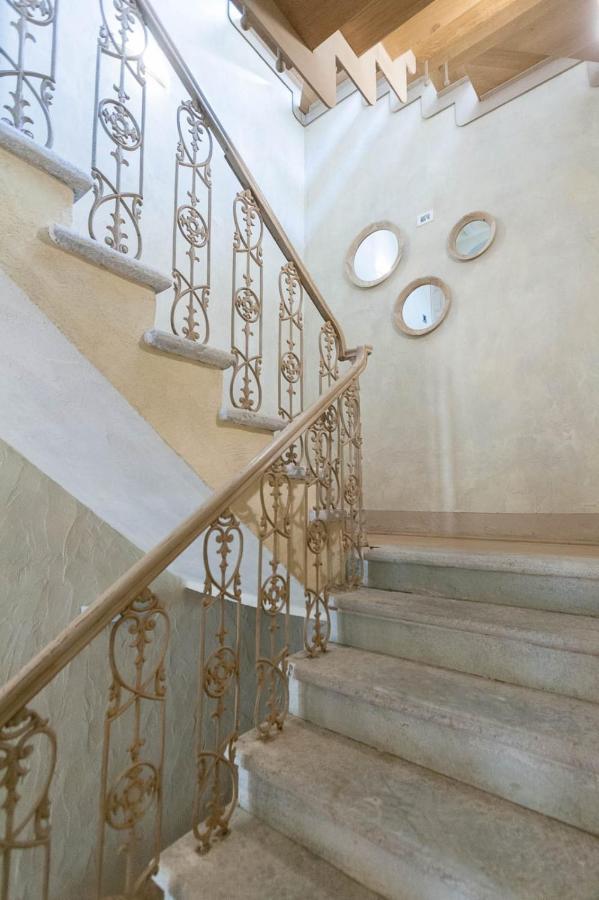 Bed and Breakfast A14 Pietrasanta La Dama Del Bosco Exterior foto