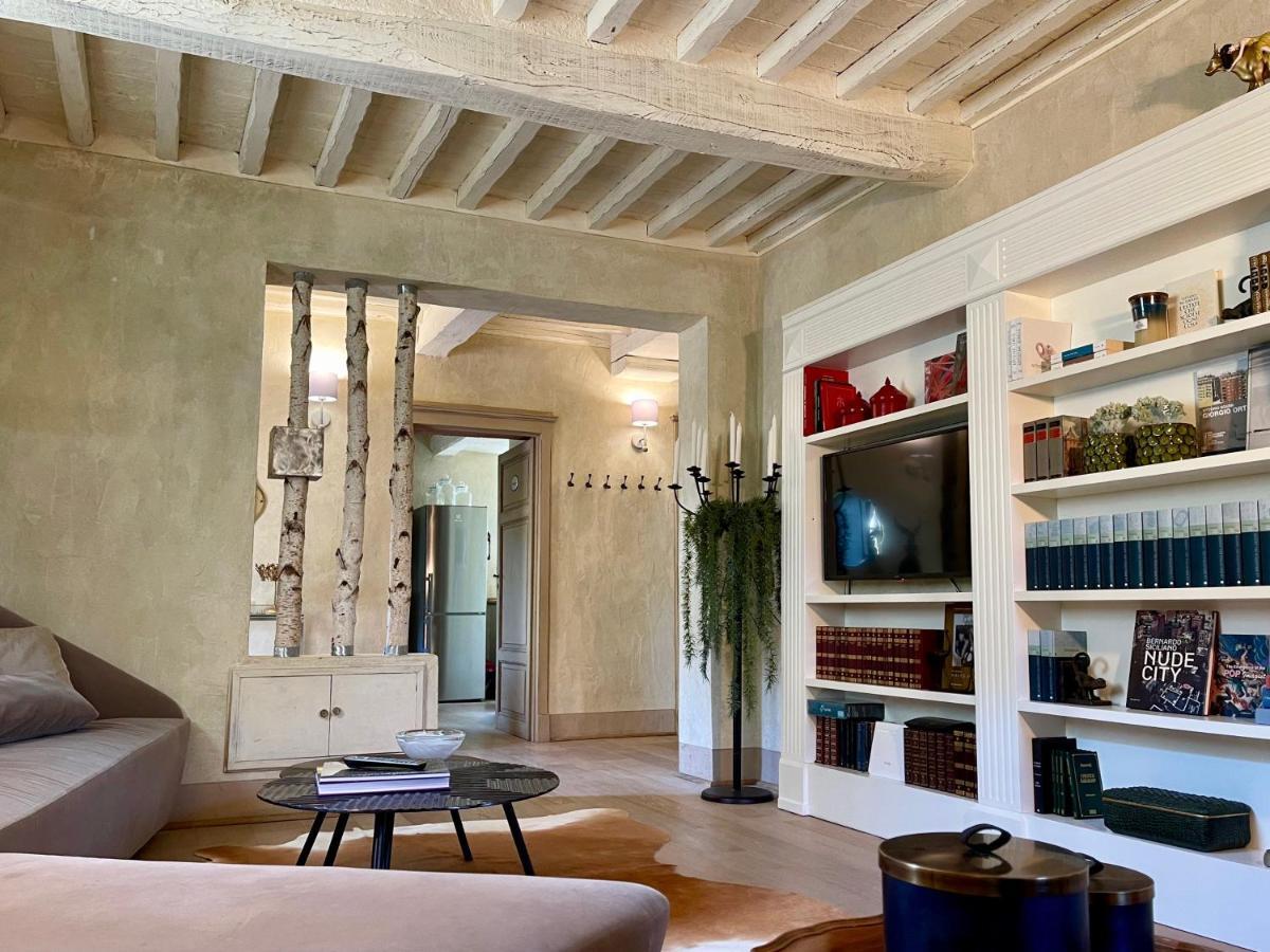 Bed and Breakfast A14 Pietrasanta La Dama Del Bosco Exterior foto